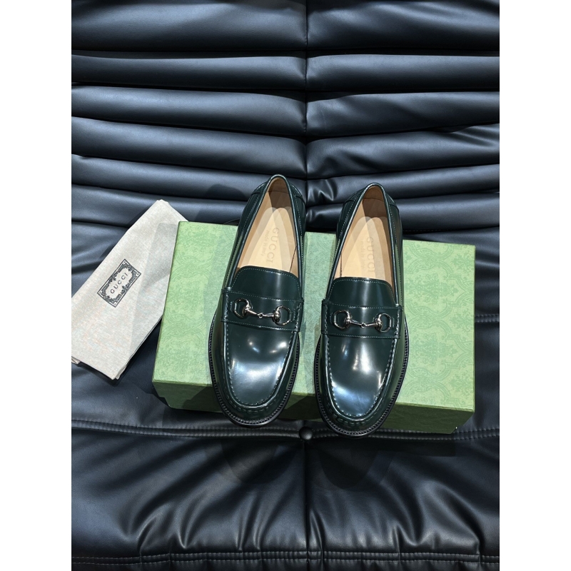 G*u*i leather shoes